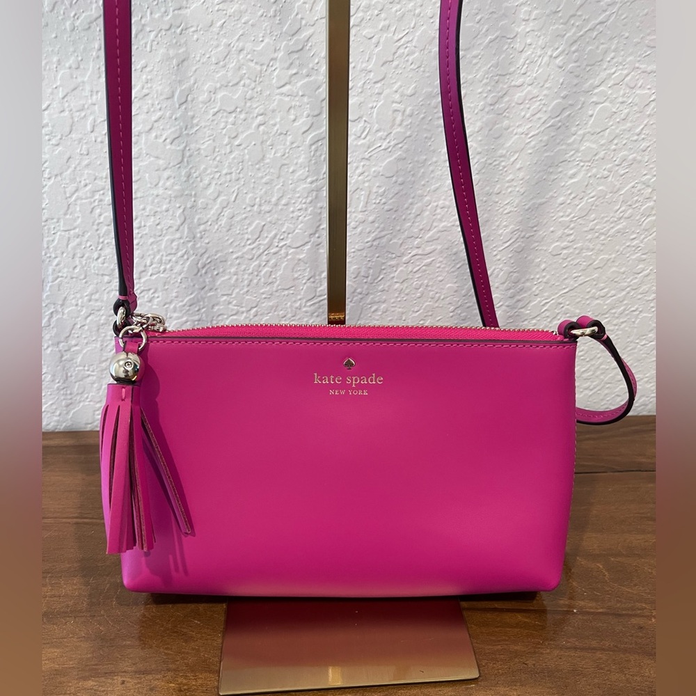 KATE SPADE GIVEAWAY! - Picture 3 of 4